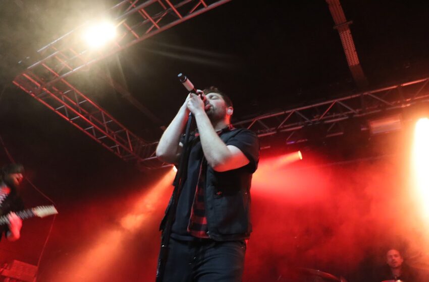 In pictures: You Me At Six treat Leeds to “Hold Me Down” in its entirety