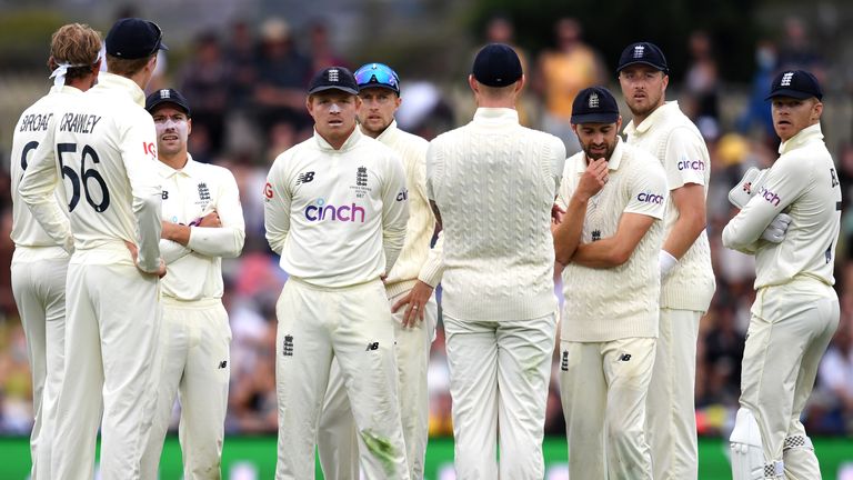  England’s Ashes: A Shambolic Display