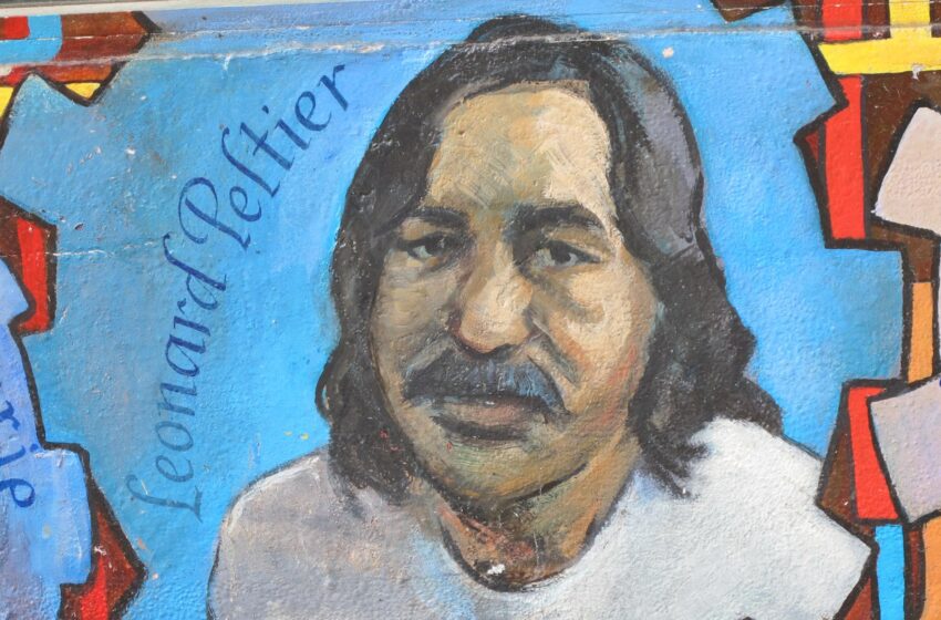  Free Leonard Peltier!