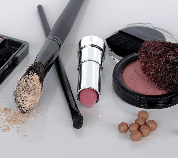  Beauty Without Brutality: Vegan cosmetics