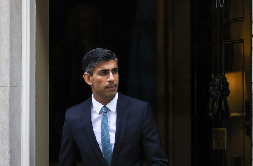  Our Unelected Prime Minister: Does Rishi Sunak Have a Democratic Mandate?