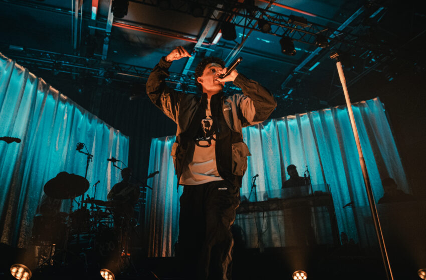  Loyle Carner brings remarkable hugo LP to Manchester’s Victoria Warehouse