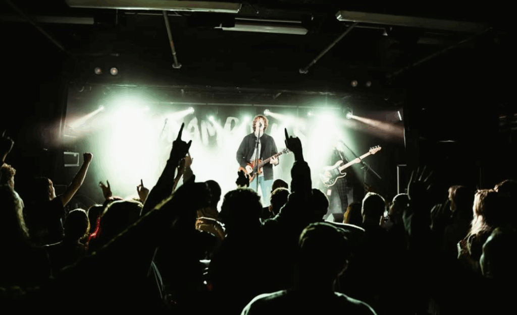 Shambolics play live in Manchester at Academy 3