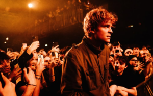 Keo Lead Singer Finn Keogh emerges from the crowd