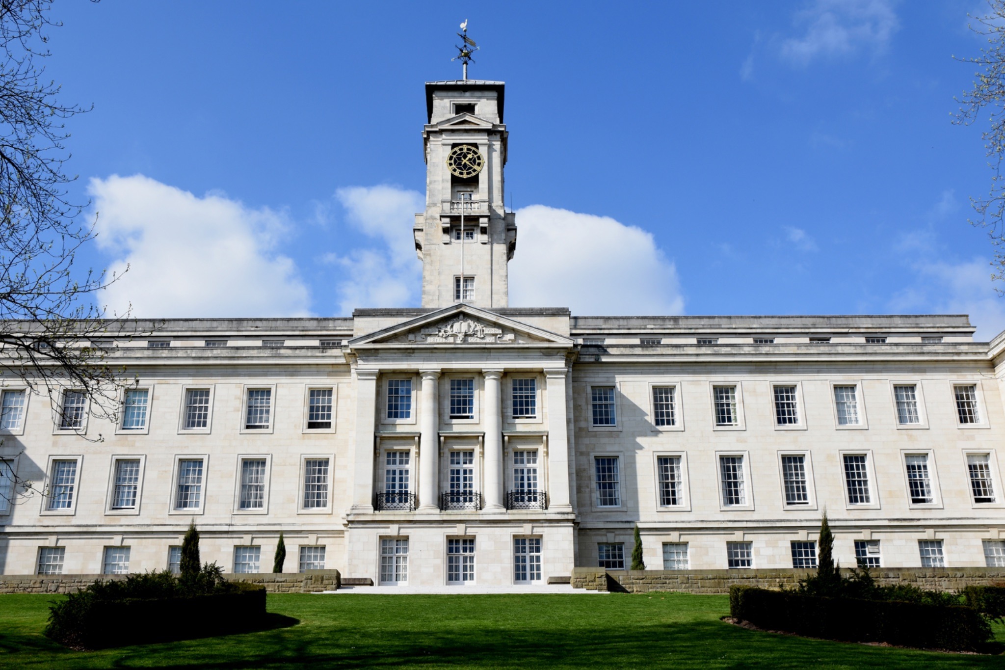 University of Nottingham announce closure of music and languages departments